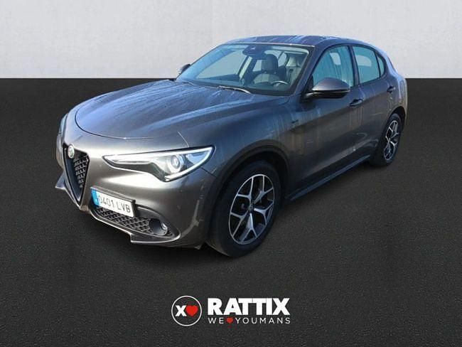 Usado Alfa Romeo Stelvio Tech Edition 190 CV (139 kW) 2021 Gris SUV