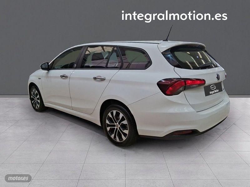 Usado Fiat Tipo Mirror 95 CV (69 kW) 2020 Blanco Berlina