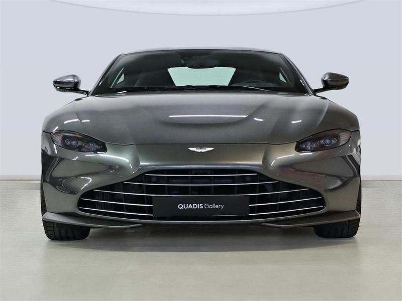 Usado Aston Martin V8 Vantage 510 CV (375 kW) 2023 Magnetic silver Utilitario