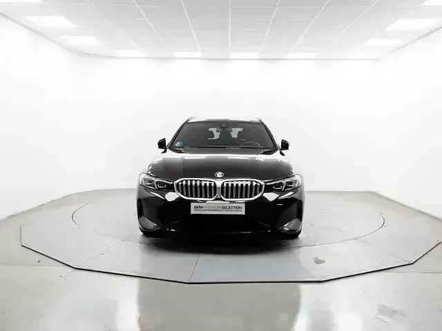 Usado BMW 318 Comfort Edition 150 CV (110 kW) 2025 Negro Familiar