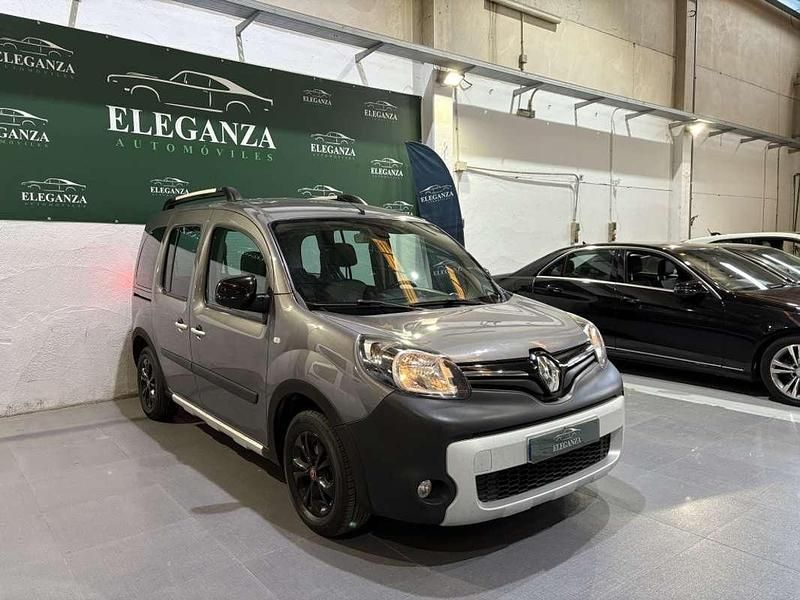 Usado Renault Kangoo 110 CV (80 kW) 2019 Gris Monovolumen