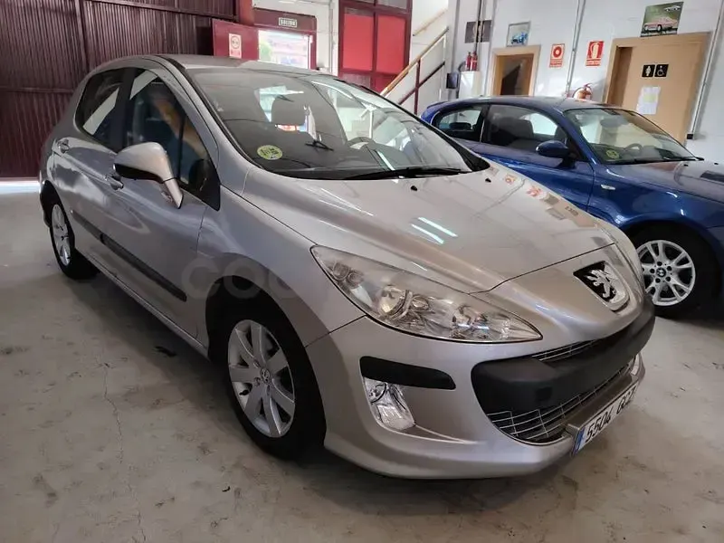 Usado Peugeot 308 Sport 110 CV (80 kW) 2008 Gris / plata Berlina