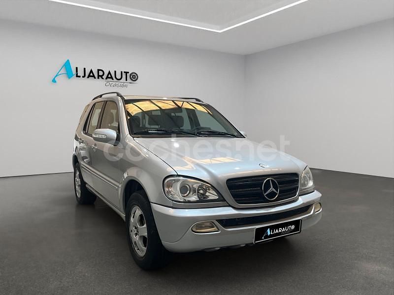 Usado Mercedes ML270 163 CV (119 kW) 2004 Gris / plata SUV