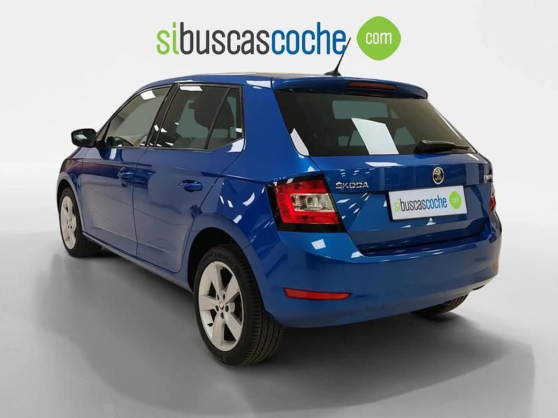 Usado Skoda Fabia Style 95 CV (69 kW) 2019 Azul