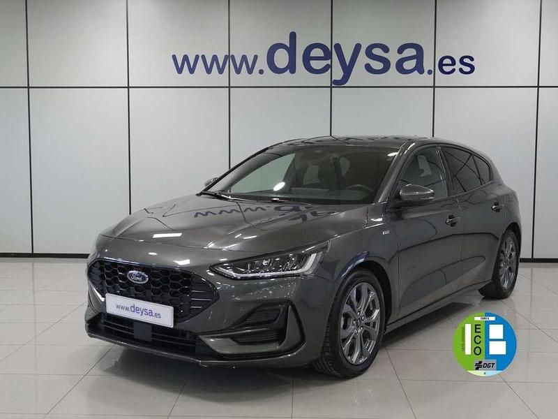 Usado Ford Focus ST-Line 155 CV (114 kW) 2023 Gris Utilitario