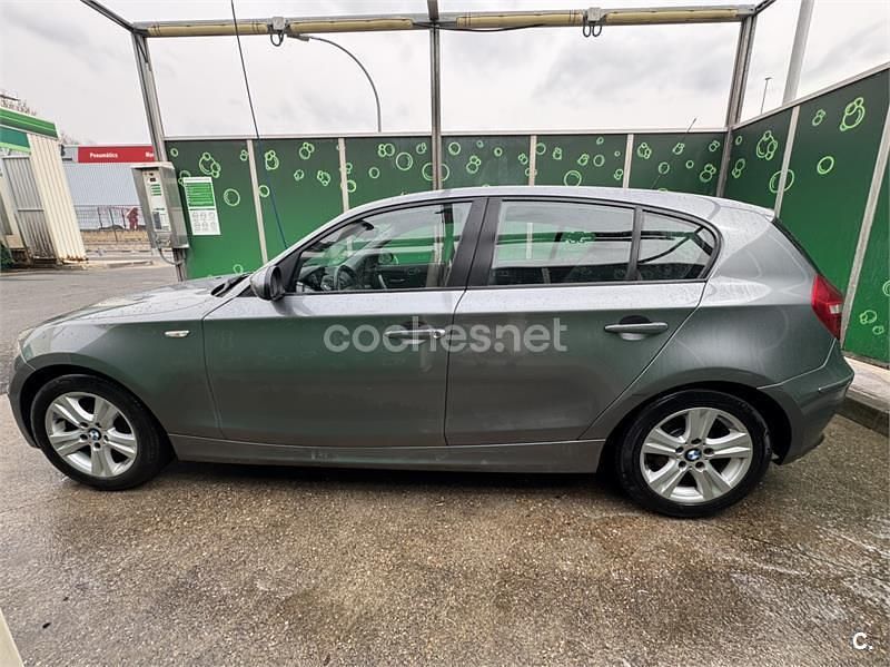 Usado BMW 116 122 CV (89 kW) 2009 Gris / plata Utilitario