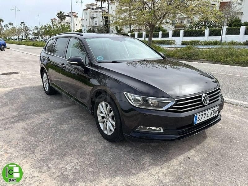 Usado VW Passat Edition 120 HP (88 kW) 2018 Preto Carrinha