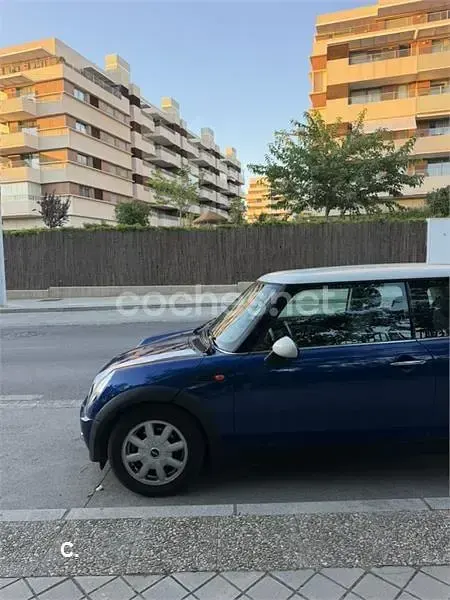 Usado Mini Cooper 115 CV (84 kW) 2003 Azul Utilitario