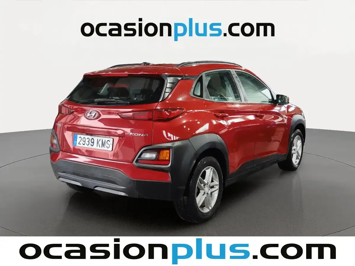Usado Hyundai Kona 120 CV (88 kW) 2018 Rojo SUV