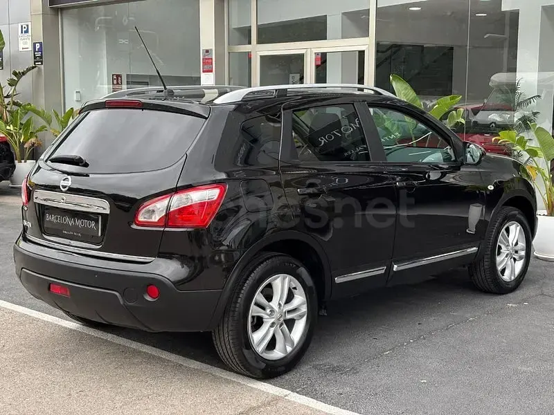 Usado Nissan Qashqai Premium Edition 140 CV (102 kW) 2010 Negro SUV