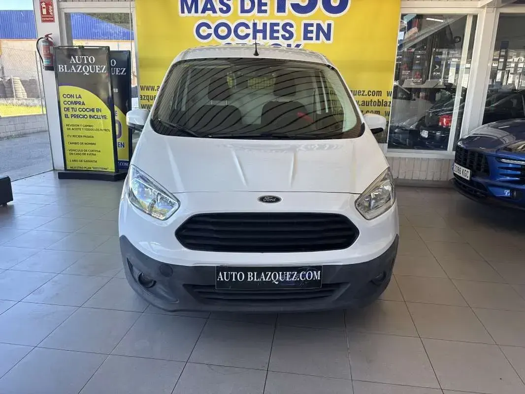 Usado Ford Transit Ambiente 101 CV (74 kW) 2016 Blanco Familiar