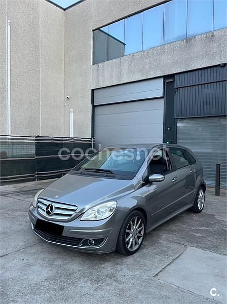 Gris / plata Usado 2007 Mercedes B200 Monovolumen | 5490 € (Precio justo) - Imagen 1/3
