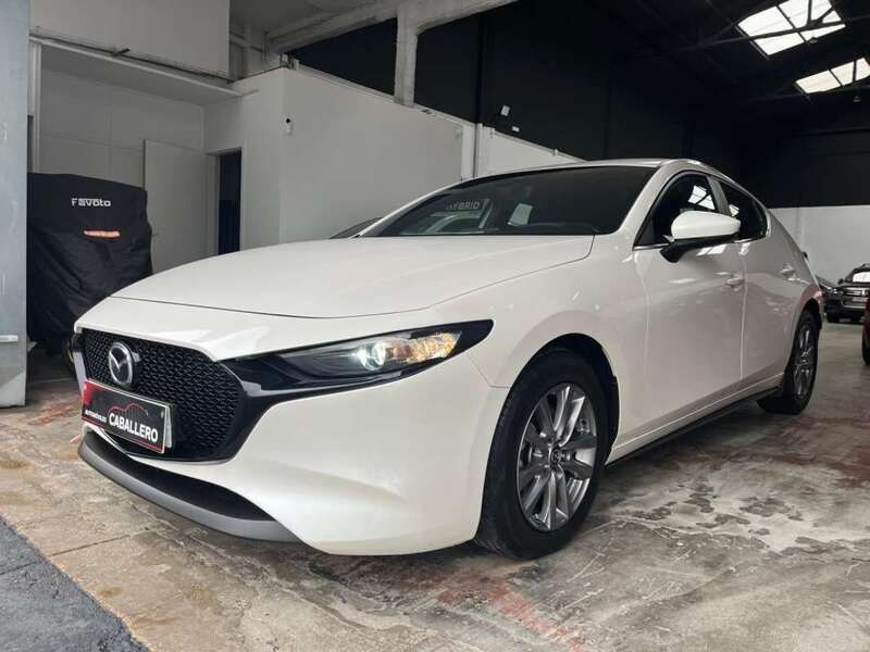 Blanco Usado 2020 Mazda 3 Utilitario | 18.990 € (Precio justo) - Imagen 1/4