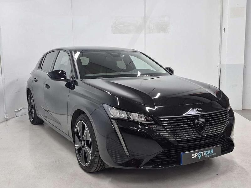 Usado Peugeot e-308 Allure 114 kW (156 CV) 2024 Negro Utilitario