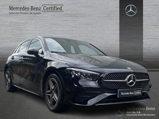 Usado Mercedes A250 AMG line 218 CV (160 kW) 2025 Negro Berlina