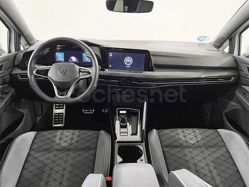 Usado VW Golf VIII R-line 150 CV (110 kW) 2024 Blanco Berlina