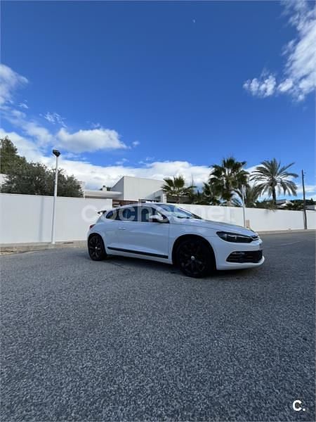 Usado VW Scirocco 122 CV (89 kW) 2009 Blanco Coupe
