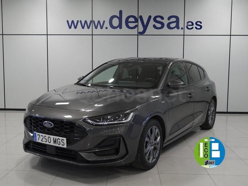 Usado Ford Focus ST-Line 155 CV (114 kW) 2023 Gris / plata Berlina