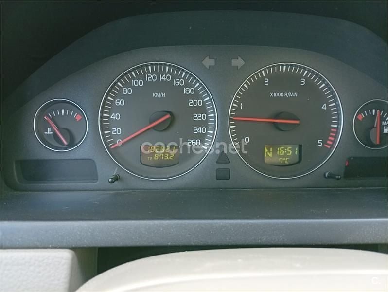 Usado Volvo XC90 Executive 163 CV (119 kW) 2005 Negro SUV