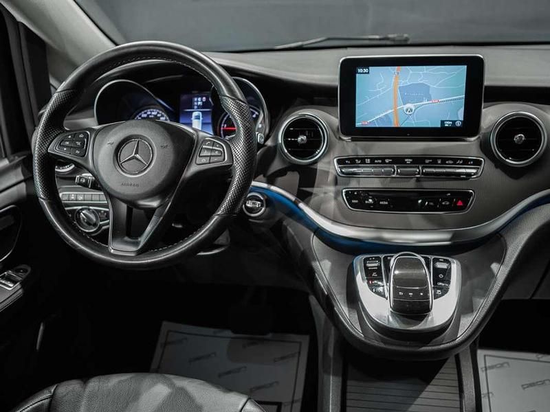 Usado Mercedes V250 Exclusive 190 CV (139 kW) 2019 Negro Monovolumen
