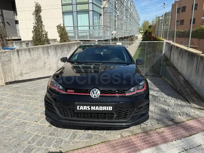 Usado VW Golf VII GTI 290 CV (213 kW) 2020 Negro Berlina