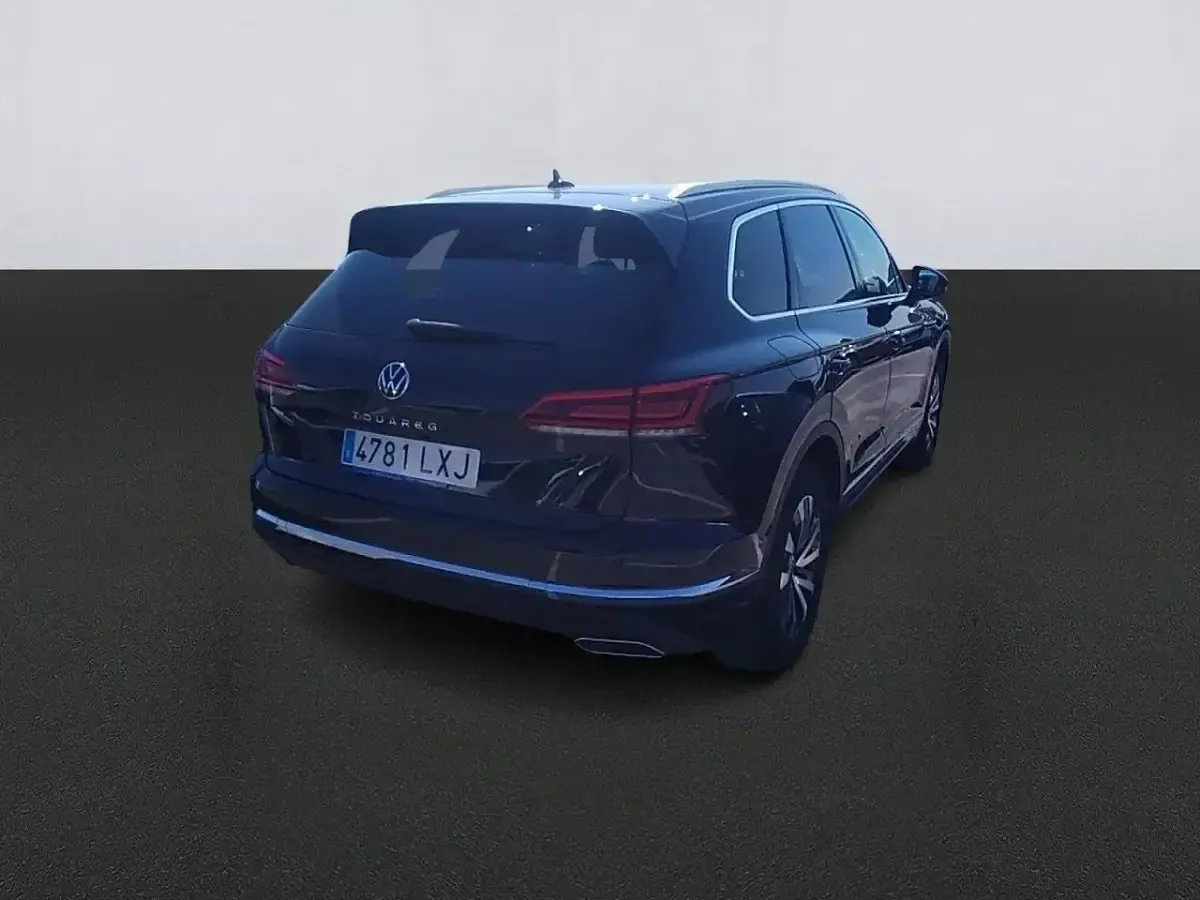 Usado VW Touareg Elegance 231 CV (169 kW) 2022 Azul SUV