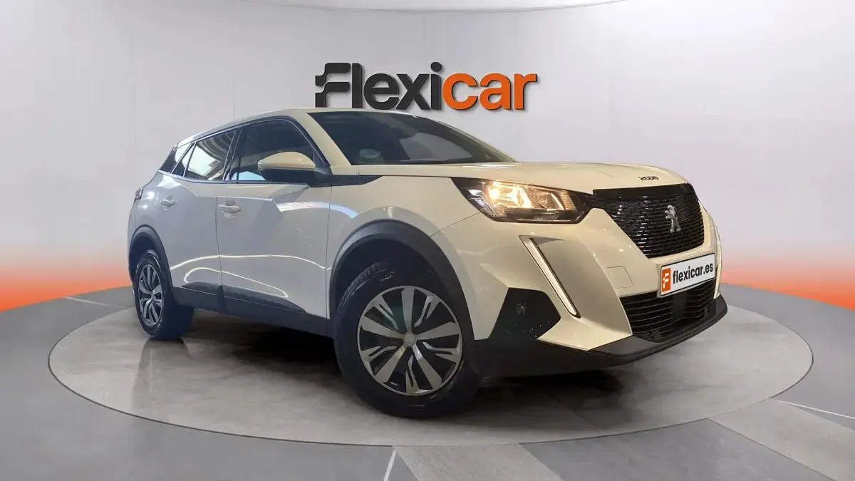 Usado Peugeot 2008 Active 100 CV (73 kW) 2021 SUV