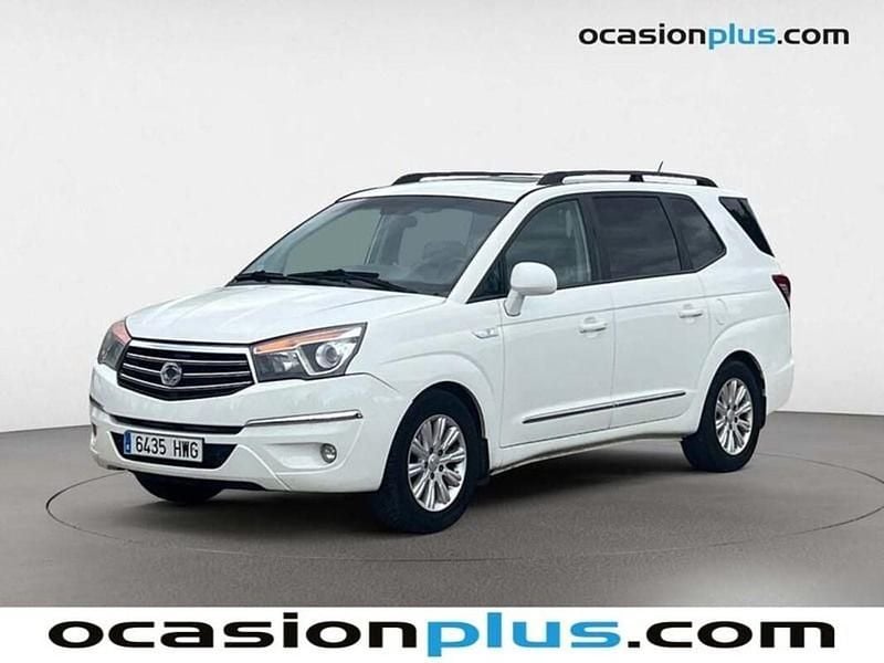 Blanco Usado 2014 Ssangyong (KGM) Rodius Limited Monovolumen | 11.990 € (Precio justo) - Imagen 1/4