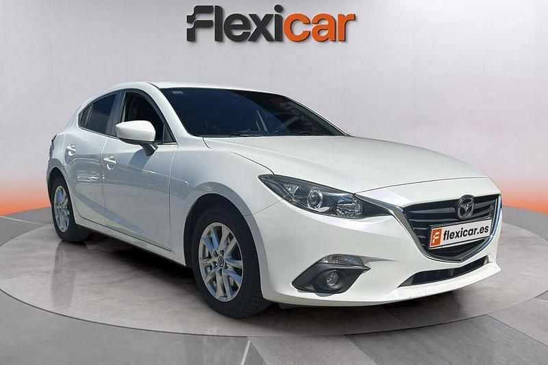 Blanco Usado 2015 Mazda 3 Style Berlina | 11.990 € (Buen precio) - Imagen 1/4