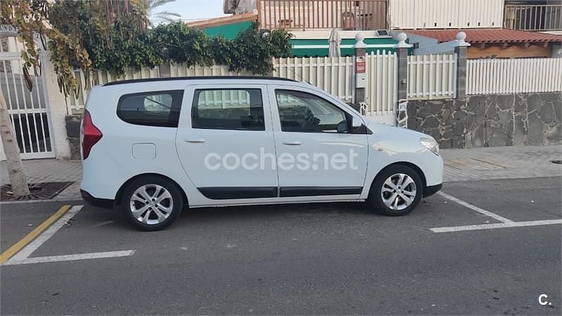 Usado Dacia Lodgy Lauréate 110 CV (80 kW) 2016 Blanco Monovolumen