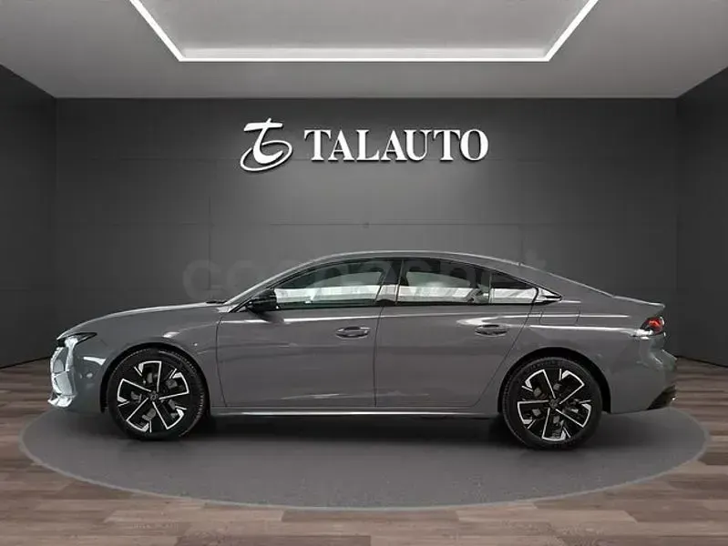 Usado Peugeot 508 GT 225 CV (165 kW) 2023 Gris / plata Berlina