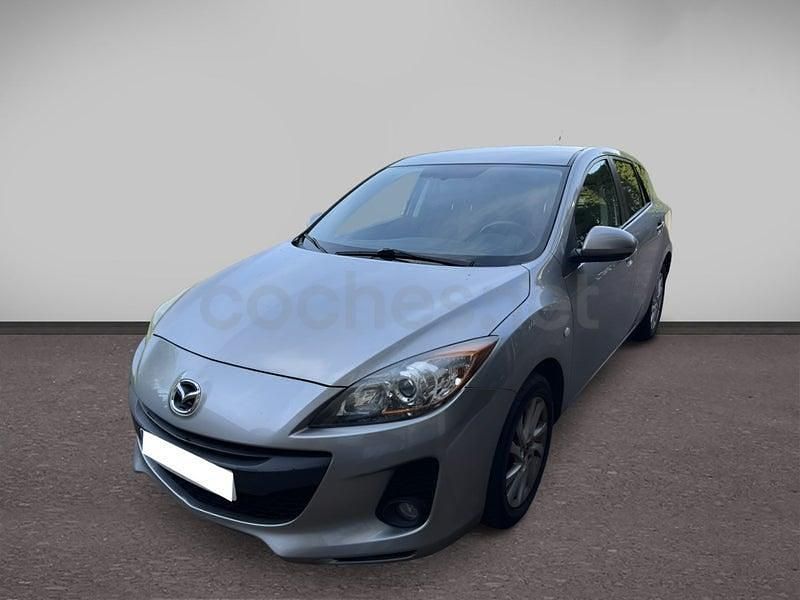 Usado Mazda 3 115 CV (84 kW) 2013 Gris / plata Berlina