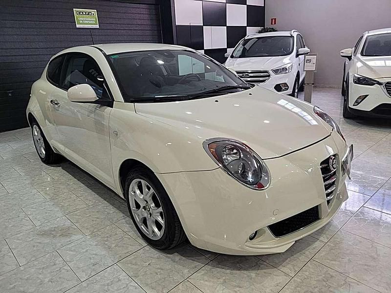 Usado Alfa Romeo MiTo Distinctive 85 CV (62 kW) 2014 Blanco Utilitario