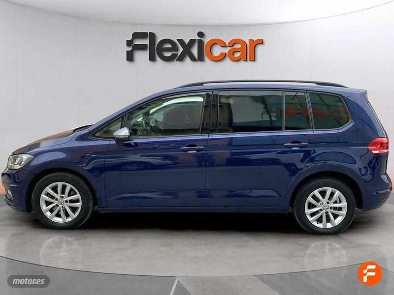 Usado VW Touran Advance 115 CV (84 kW) 2017 Azul Monovolumen
