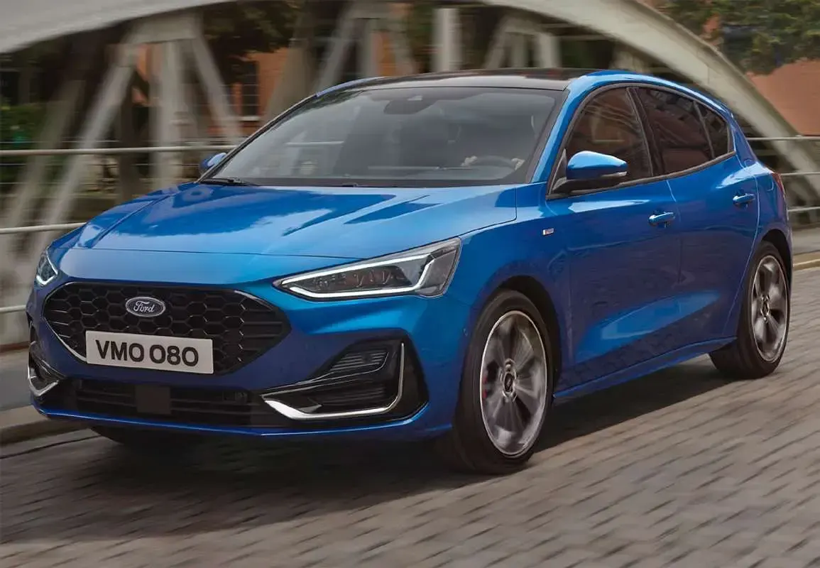 Usado Ford Focus ST-Line 155 CV (114 kW) 2024 Negro Utilitario