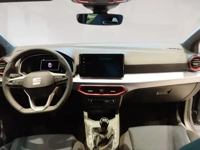 Nuevo Seat Ibiza FR 116 CV (85 kW) 2025 Rojo Utilitario