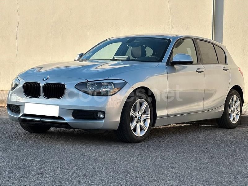 Usado BMW 118 143 CV (105 kW) 2014 Gris / plata Utilitario