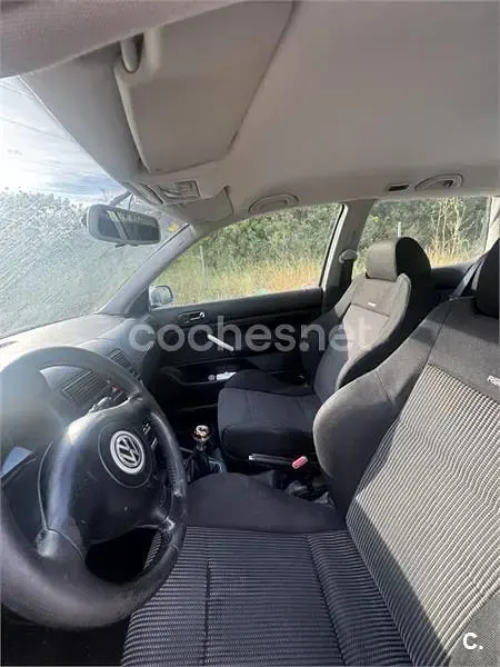 Usado VW Golf IV GTI 150 CV (110 kW) 2000 Gris / plata Berlina
