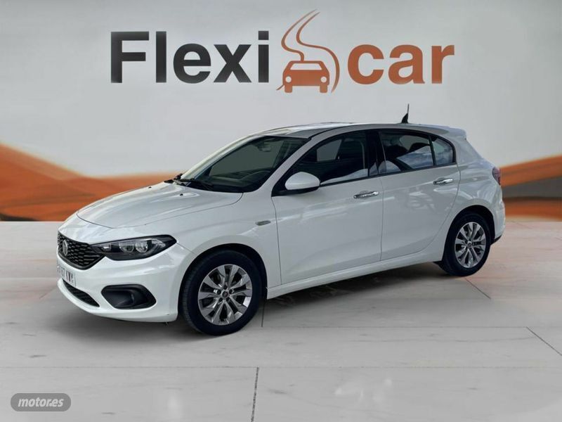 Usado Fiat Tipo Lounge 120 CV (88 kW) 2019 Blanco Berlina