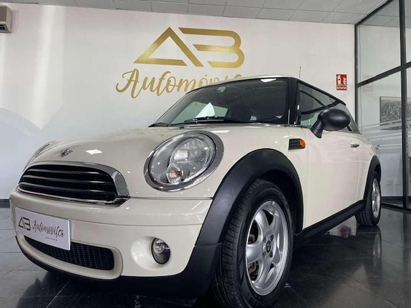 Usado Mini ONE 98 CV (72 kW) 2011 Beige Utilitario