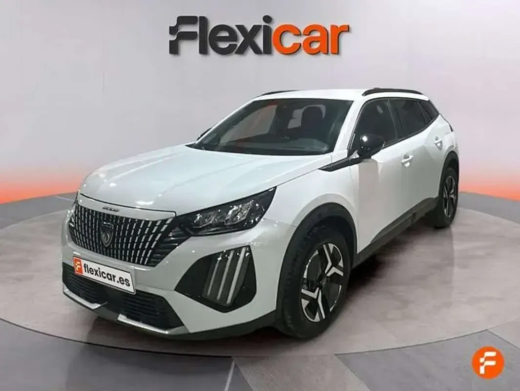 Usado Peugeot 2008 Allure 101 CV (74 kW) 2025 Blanco SUV
