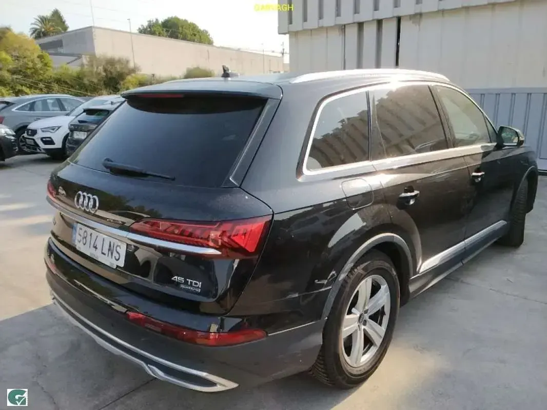 Usado Audi Q7 S-Line 231 CV (169 kW) 2021 Negro SUV