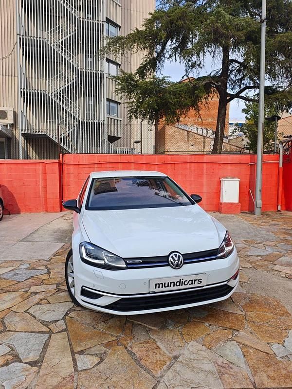 Brugt VW Golf VII Advance 131 HK (96 kW) 2019 Hvid Sedan