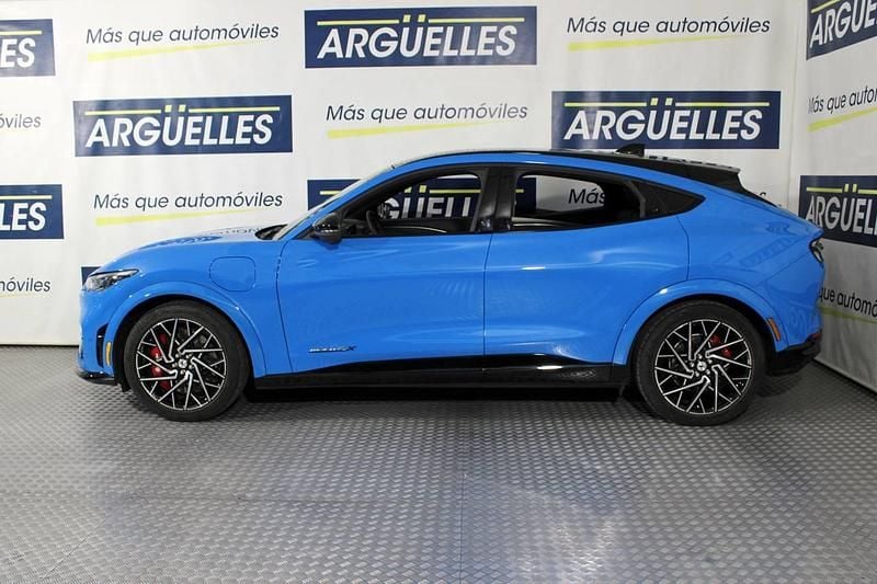 Usado Ford Mustang GT 358 kW (487 CV) 2022 Azul metalizado Coupe