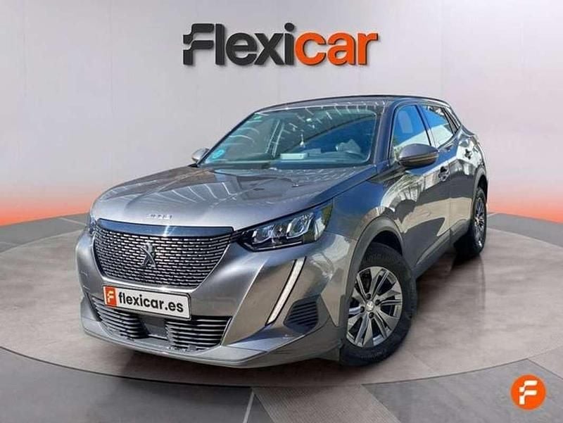 Usado Peugeot 2008 Active 101 CV (74 kW) 2021 Gris SUV