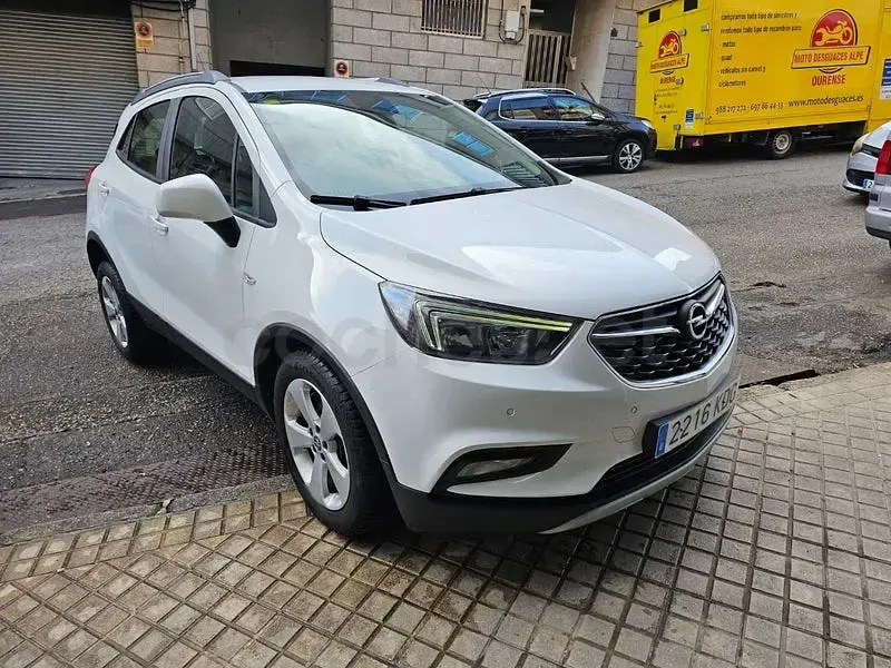 Usado Opel Mokka X Excellence 140 CV (102 kW) 2017 Blanco SUV