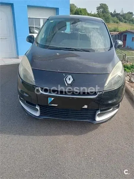 Usado Renault Scénic III Expression 95 CV (69 kW) 2012 Negro Monovolumen