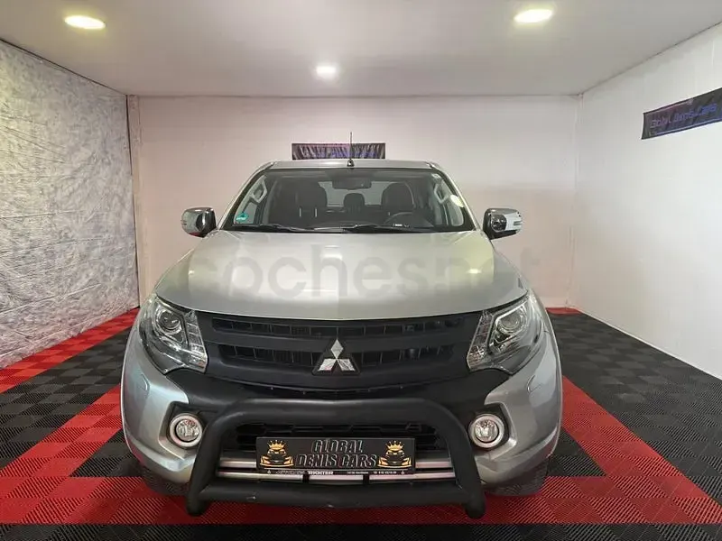 Usado Mitsubishi L200 Motion 154 CV (113 kW) 2019 Gris / plata Pickup/Camioneta