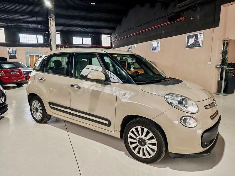 Usado Fiat 500L Trekking 85 CV (62 kW) 2014 Beige Monovolumen