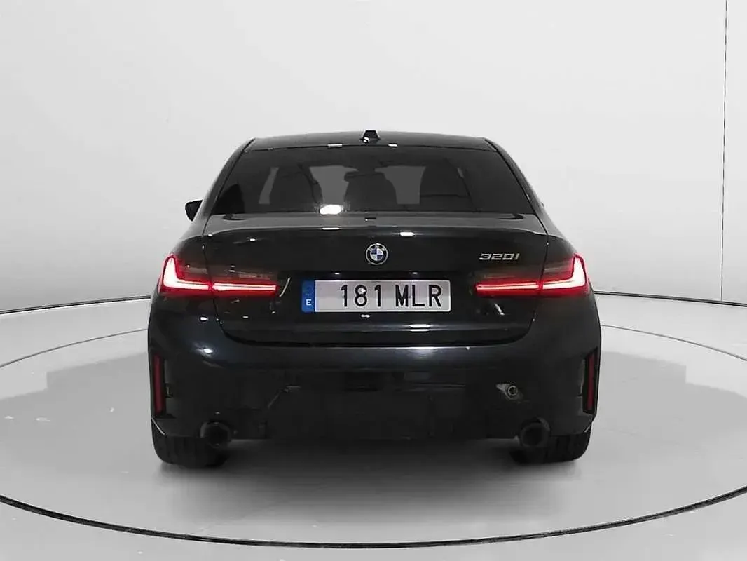 Usado BMW 320 Shadowline 184 CV (135 kW) 2023 Negro Berlina